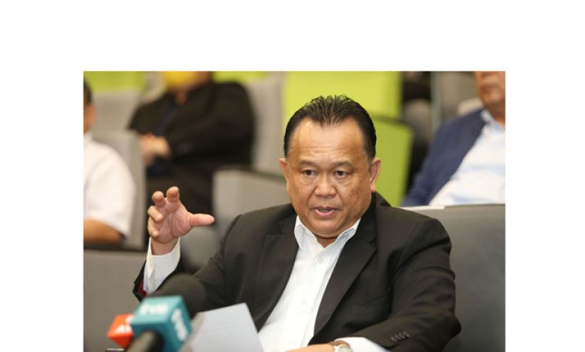 拿督斯里亚历山大。