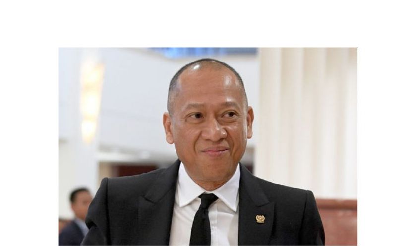 拿督斯里纳兹里。