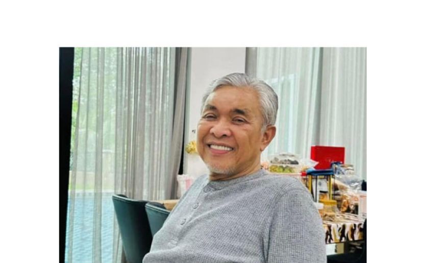 拿督斯里阿末扎希。