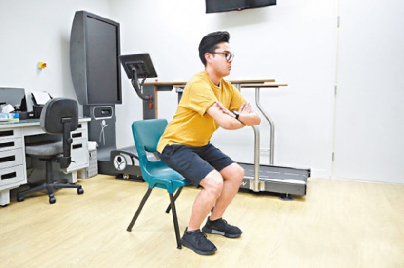 人到中年预防关节痛脑退化 有氧运动负重训练增肌