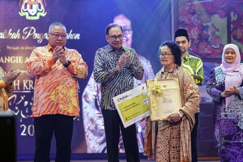 安华:应对访马外国游客增加 加快入境处提升工程