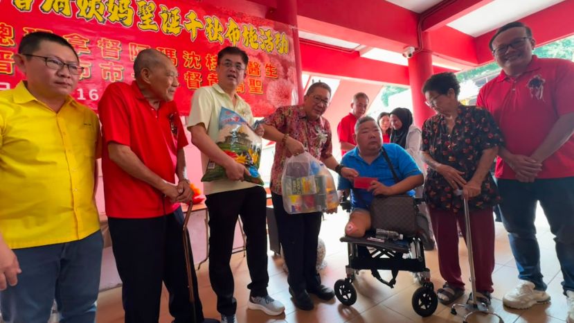 兴化诚应堂布施行善　100户家庭受惠彰显砂拉越多元互助精神