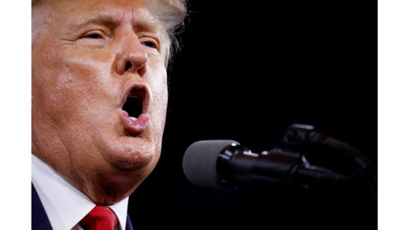 特朗普发出声明回应被起诉的消息。