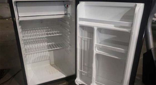 调查：英国约200万户家庭 断冰箱电源省钱。