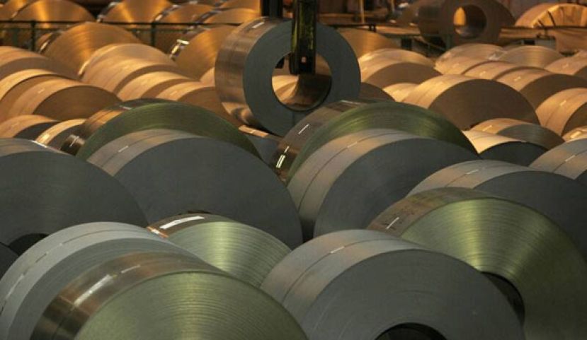 特朗普拟将钢铝制品统一课25%关税，新政策最快本周宣布。