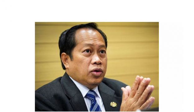 拿督斯里阿末马斯兰。