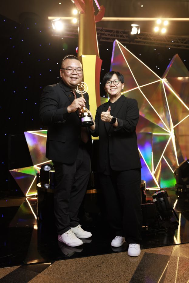 《回味大马》第二季导演钟文逸和八度空间节目总监黄裕丽。