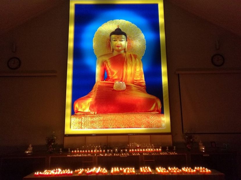 卫塞节庆典  线上浴佛点灯