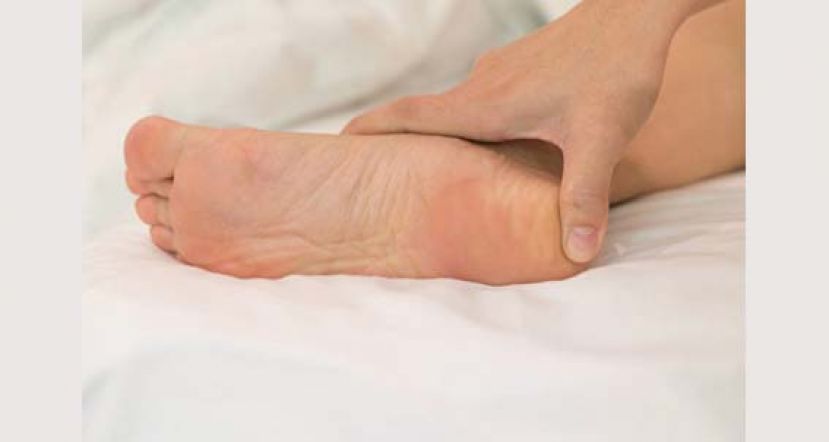 一到晚上就脚水肿？ 水肿5类症状立刻就医