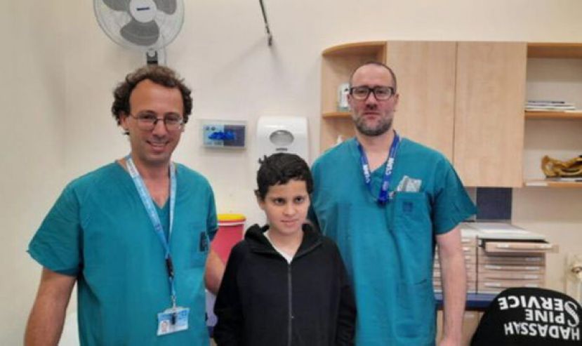 男童车祸导致体内断头，如今奇迹康复。