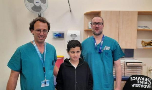 男童车祸导致体内断头，如今奇迹康复。