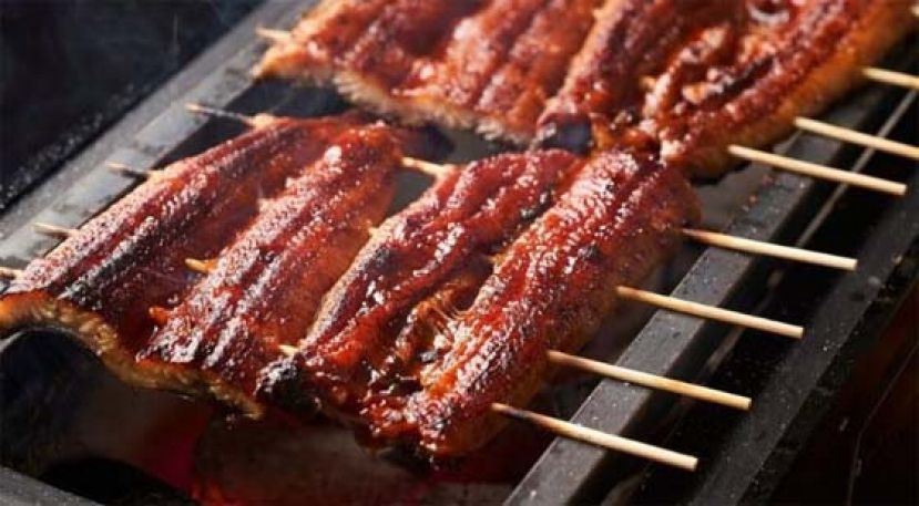 日本知名鳗鱼老店爆食物中毒，酿1死146人不适。