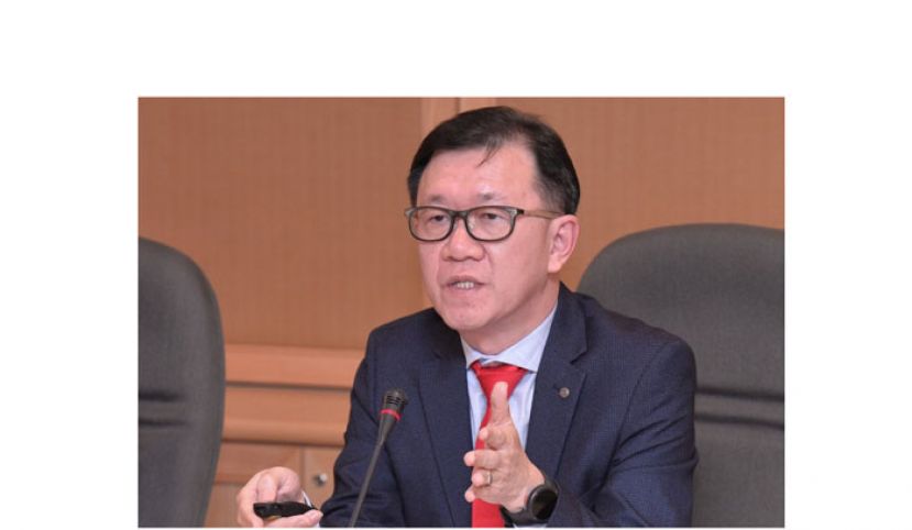 中总社会经济研究中心执行董事李兴裕。