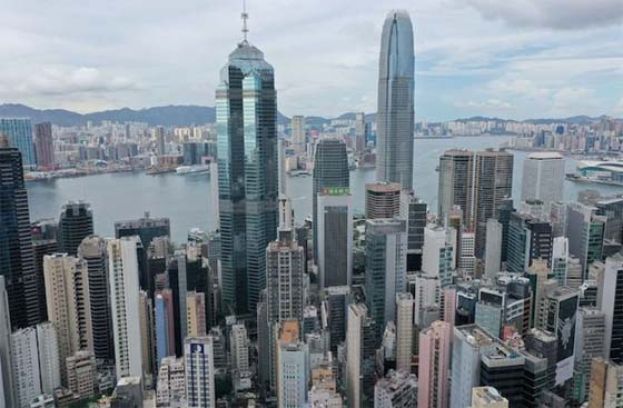 摩根大通称，香港房地产市场上&ldquo;大量被低估的资产&rdquo;，可能会引起香港地产大亨趁低吸纳。