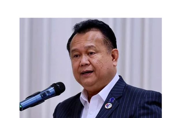 工程部长亚历山大南达林奇。