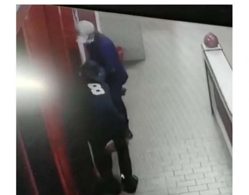 宗教场所频频发生爆窃案。