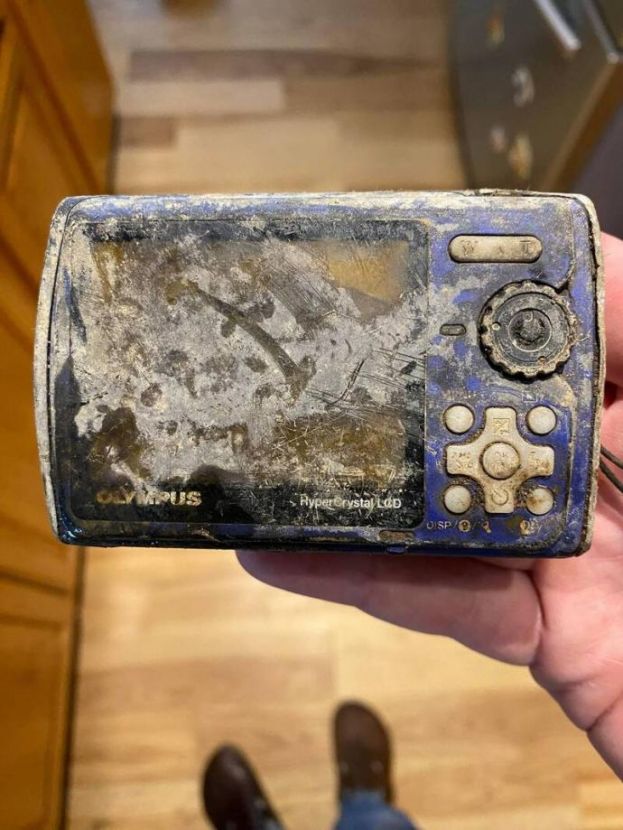 13年落河相机 记忆卡竟然还能读取照片