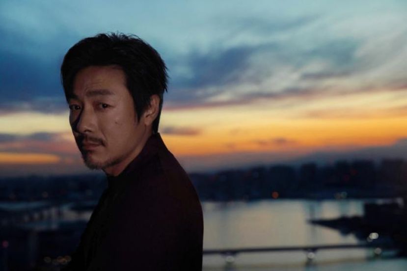 知名演员祖峰。