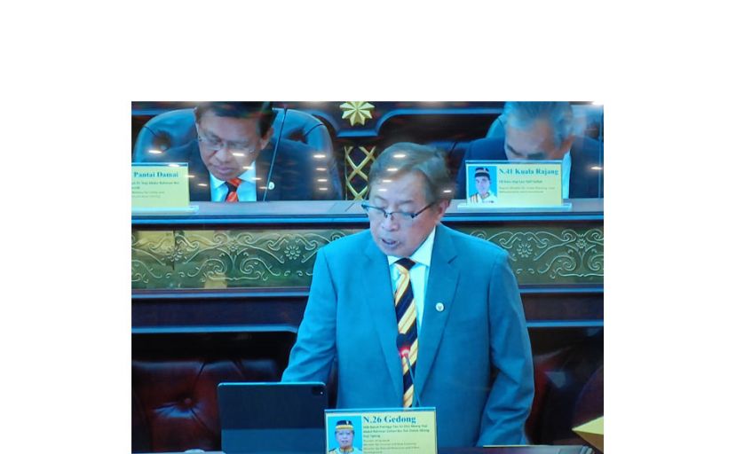 阿邦佐提呈总额107亿9700万令吉2023年度砂财政预算案