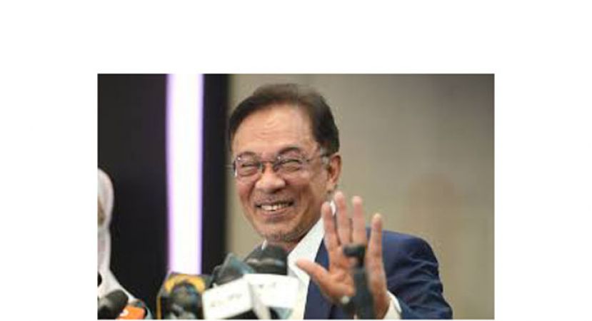 安华。