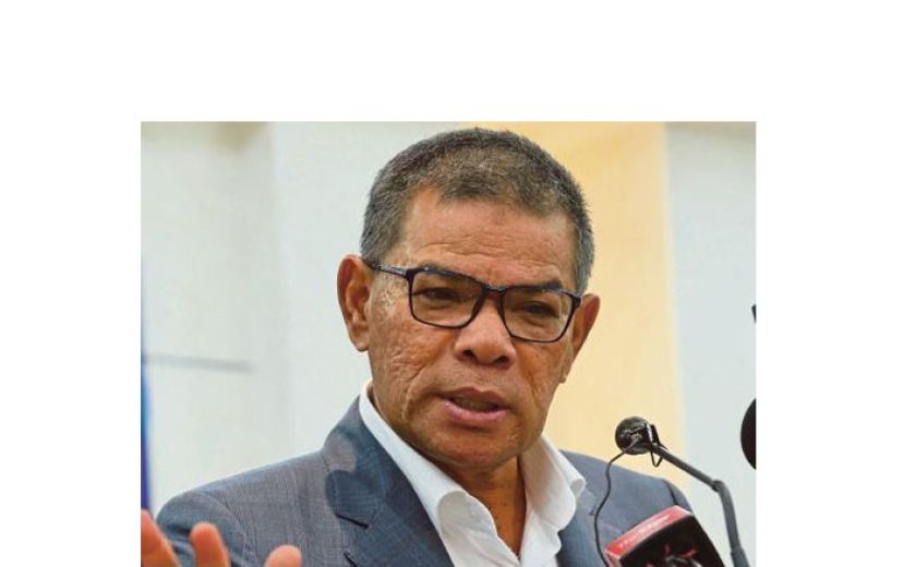 内政部长赛弗丁。