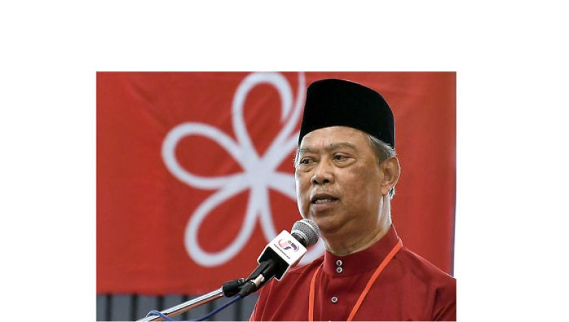 丹斯里慕尤丁。