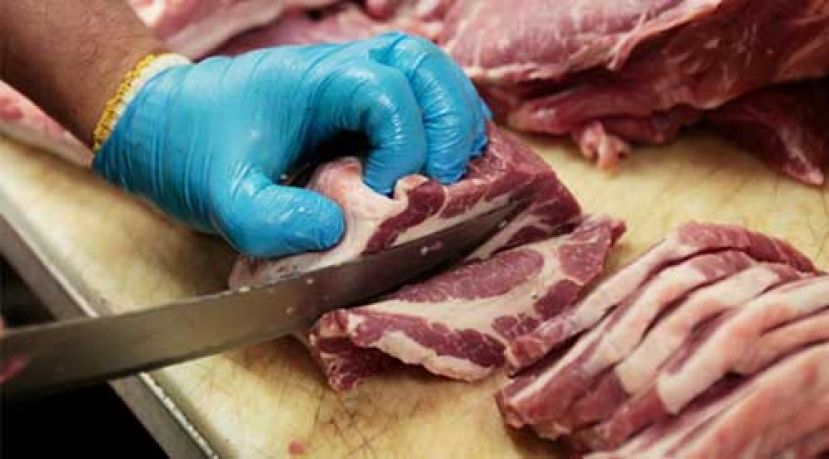 随年龄增长 吃肉比吃菜更能增加肌肉健康