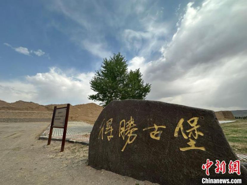 长城古堡虽多，得胜却是唯一。