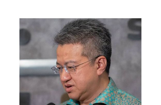 财政部副部长刘镇东。