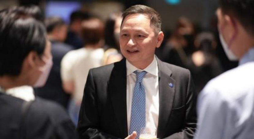 新航净利创新高     总裁薪酬高达2818万