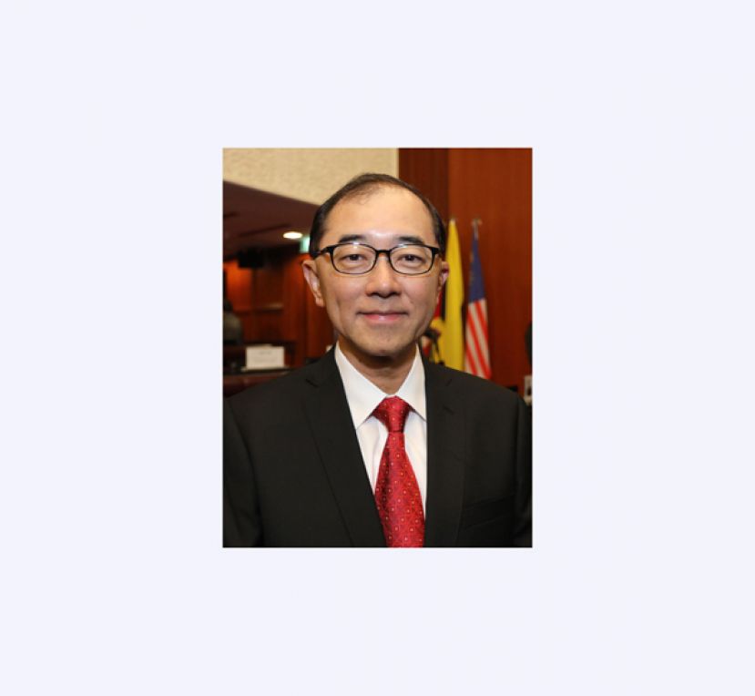 教育部副部长拿督马汉顺。