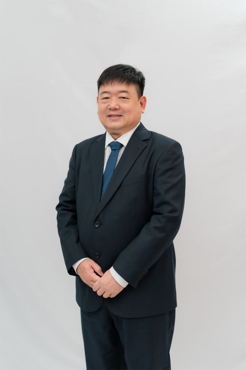 砂中总会长江昌文。