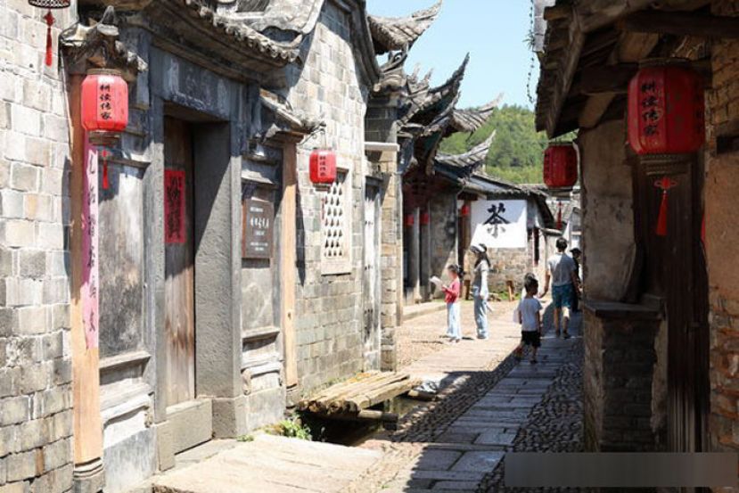 超过800年历史的培田古村落，有著民间故宫的美名。