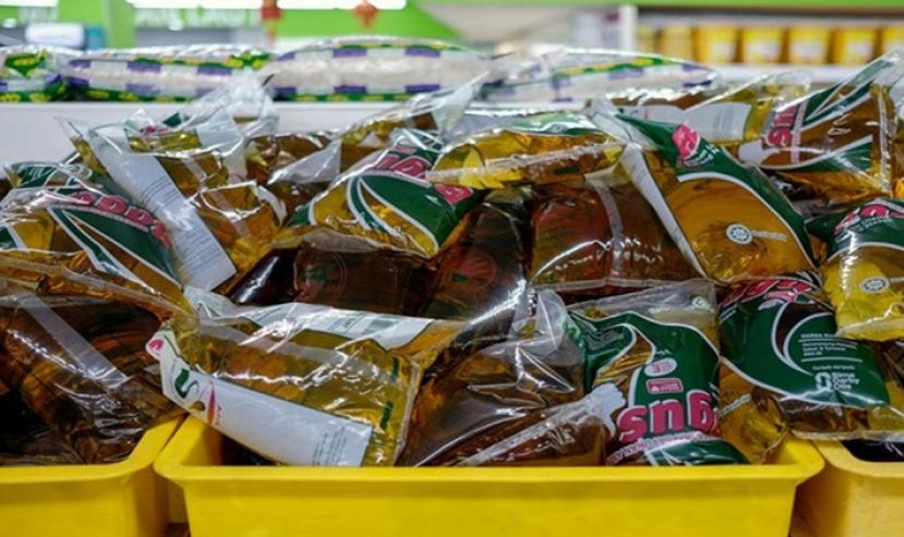 瓶装食油涨价 消费者可选购袋装食油