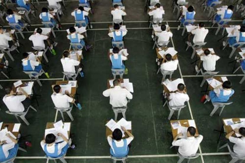 大马教育文凭重考912举行