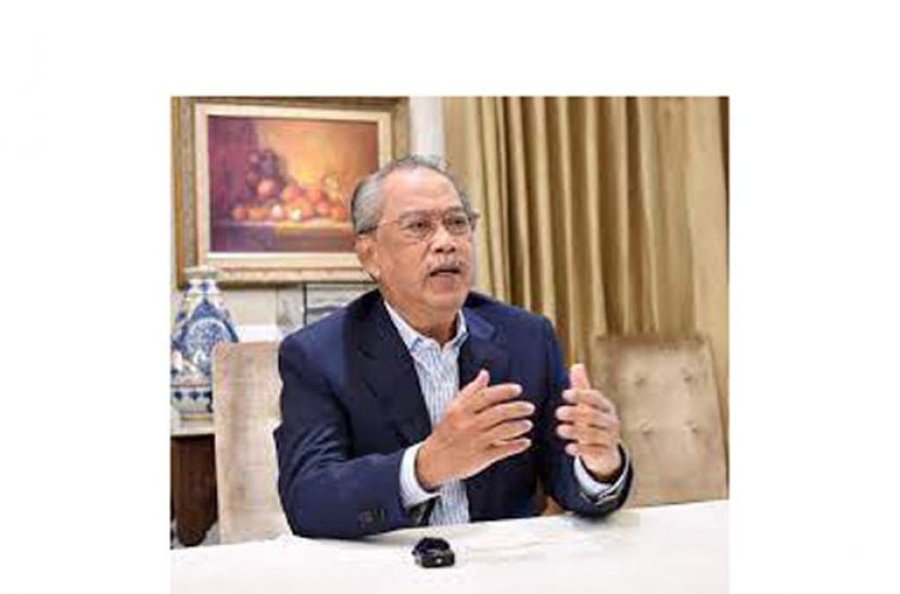 丹斯里慕尤丁。