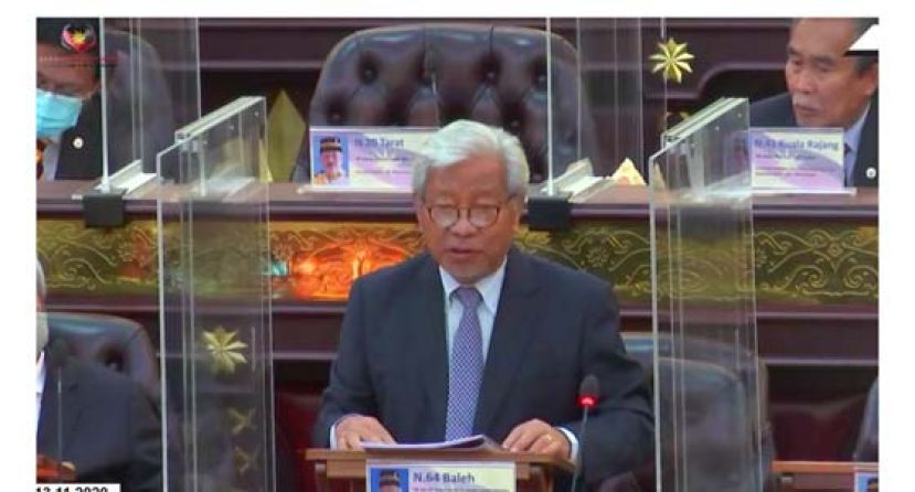 砂副首长兼砂基本设施与港口发展部部长丹斯里拿督阿玛詹玛欣。
