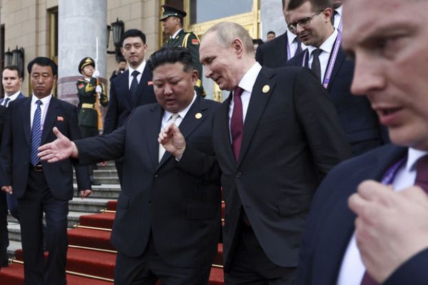 朝鲜领导人金正恩与俄罗斯总统普京会晤。