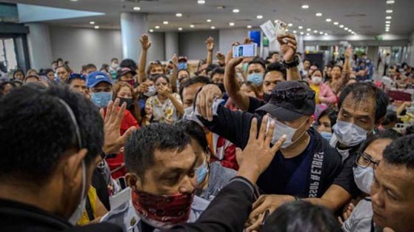 世卫指人多挤逼、空气不流通的地方，新冠病毒可能会经空气传播。