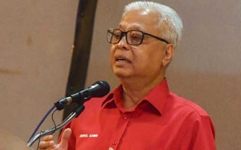 ●拿督斯里依斯迈沙比里。