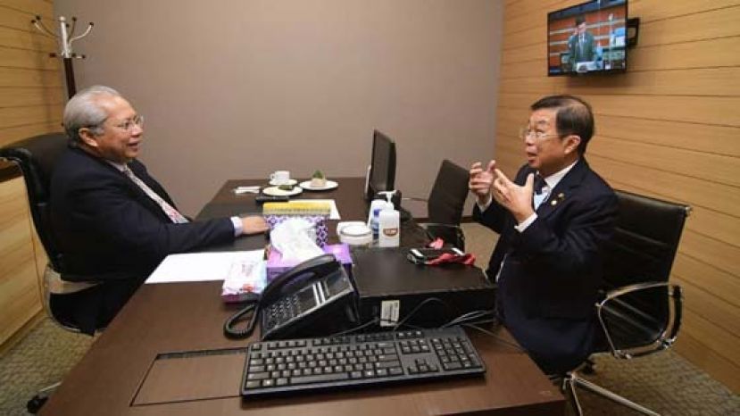 陈国伟会见安努亚慕沙。
