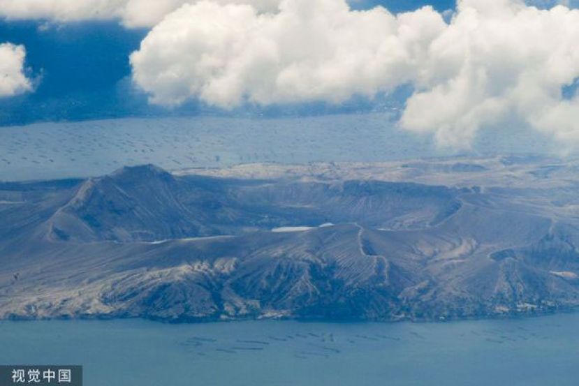塔尔火山距离马尼拉约50公里。