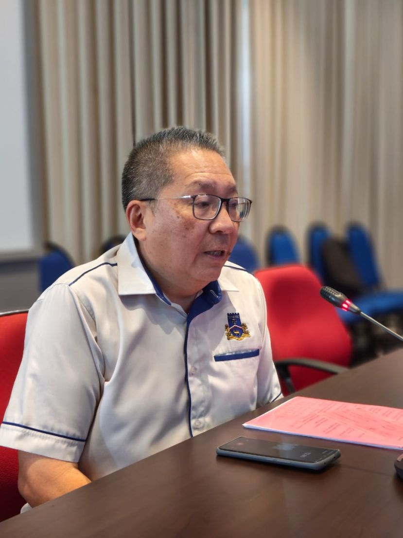 桑路水质突变混浊疑水管爆裂 市政局已介入调查