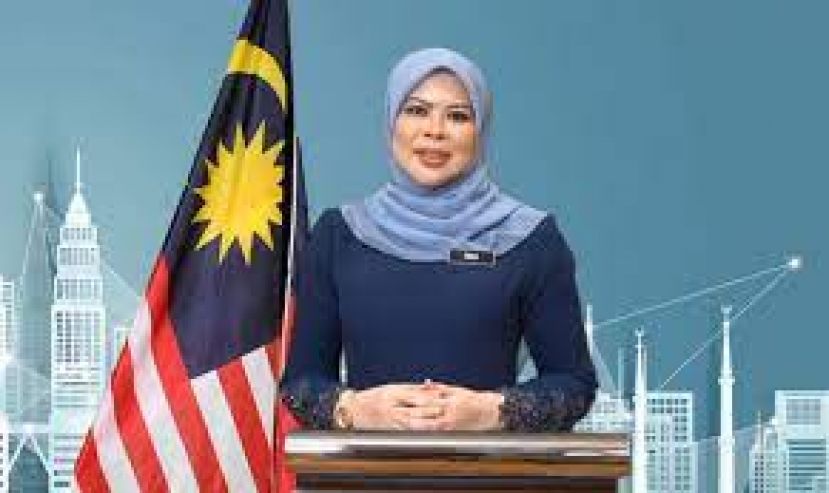 妇女、家庭及社会发展部长拿督斯里丽娜哈伦。