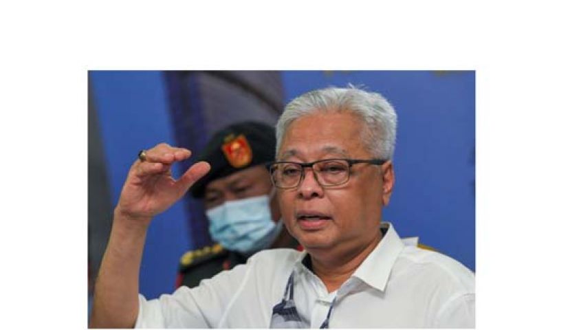 拿督斯里依斯迈沙比里。