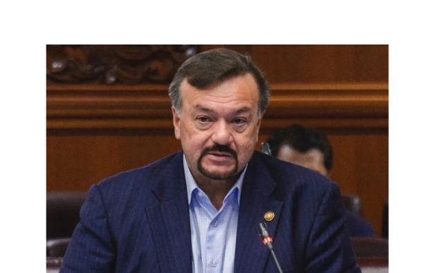第二财长阿米尔韩沙。