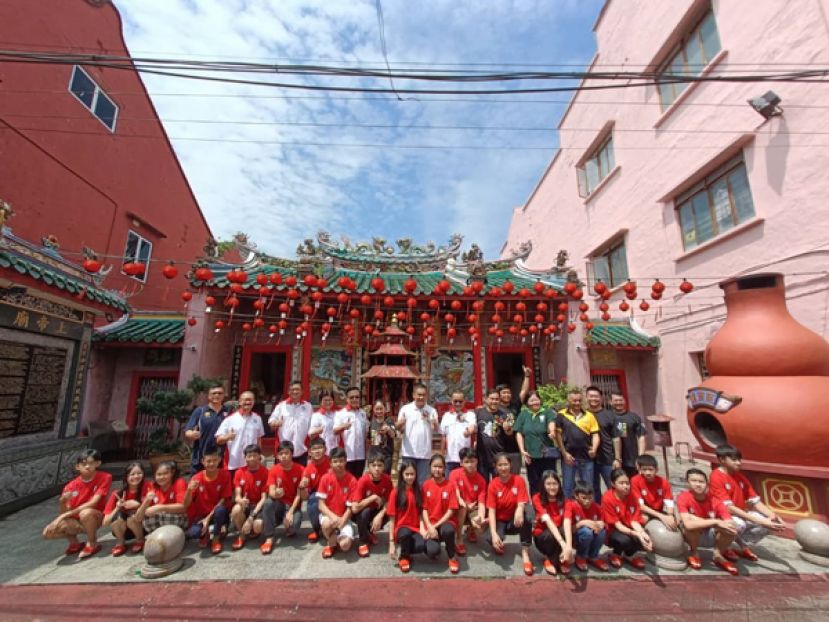 今年的&ldquo;出花园&rdquo;成人礼活动，得到总共19人参加.