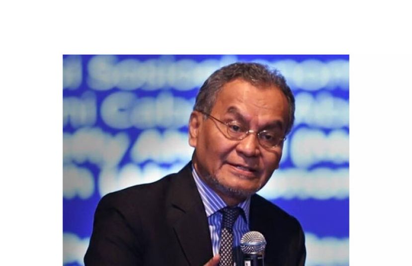 拿督斯里祖基菲里。