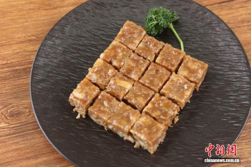 养马岛肉焖子。