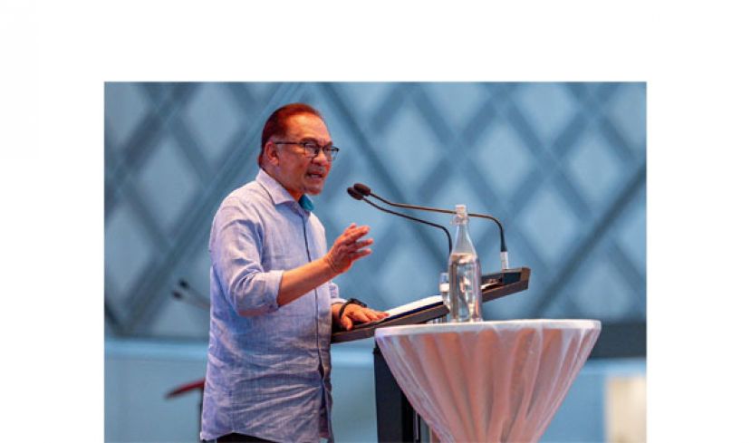 安华今日与巴勒斯坦总统阿巴斯通电 讨论加萨局势